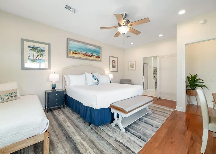 The Yellow House North At Herons Walk Holiday home Pensacola